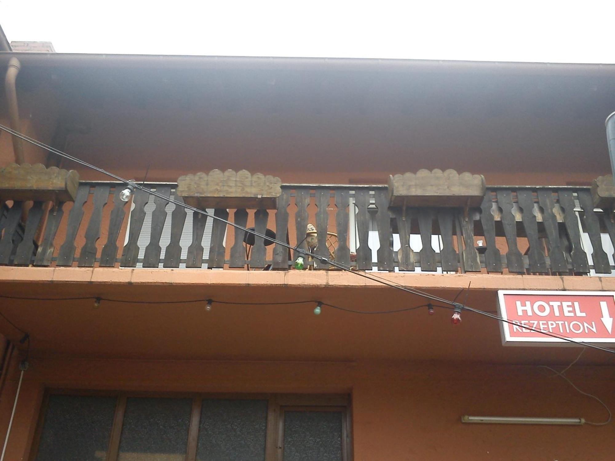 Hotel Zur Kueferschenke Nierstein Εξωτερικό φωτογραφία