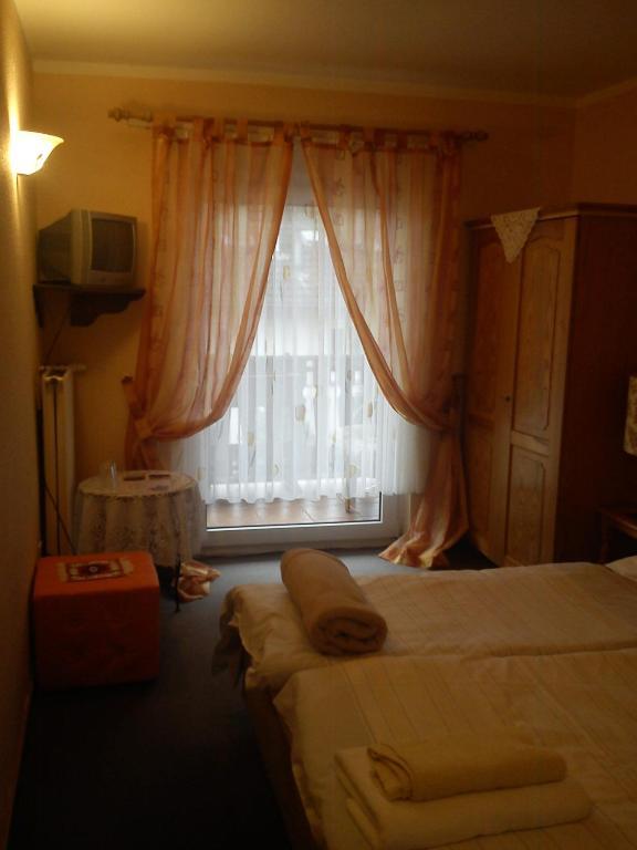Hotel Zur Kueferschenke Nierstein Δωμάτιο φωτογραφία