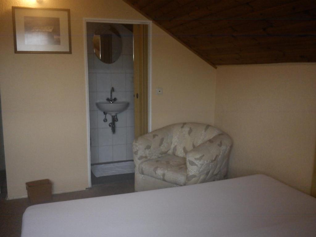 Hotel Zur Kueferschenke Nierstein Δωμάτιο φωτογραφία